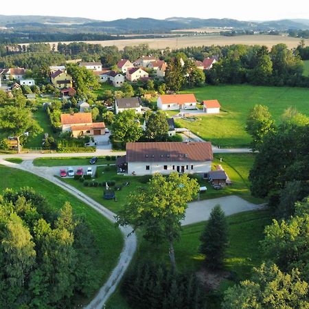 Penzion Na Podlesí ve Zlaté Koruně Zlatá Koruna Exteriér fotografie