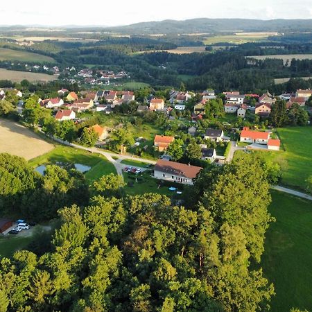 Penzion Na Podlesí ve Zlaté Koruně Zlatá Koruna Exteriér fotografie