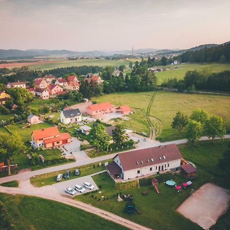 Penzion Na Podlesí ve Zlaté Koruně Zlatá Koruna Exteriér fotografie