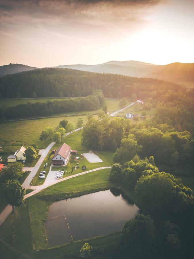Penzion Na Podlesí ve Zlaté Koruně Zlatá Koruna Exteriér fotografie
